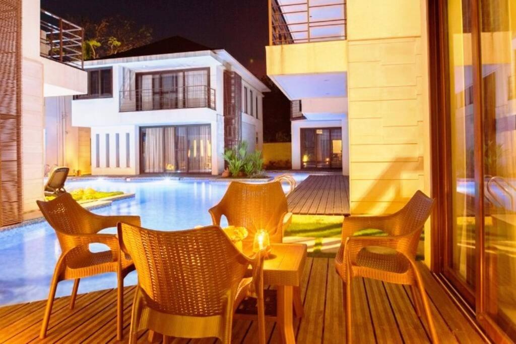 Ochre Villa- Luxury Property In Assagaon / 바가토르 외부 사진