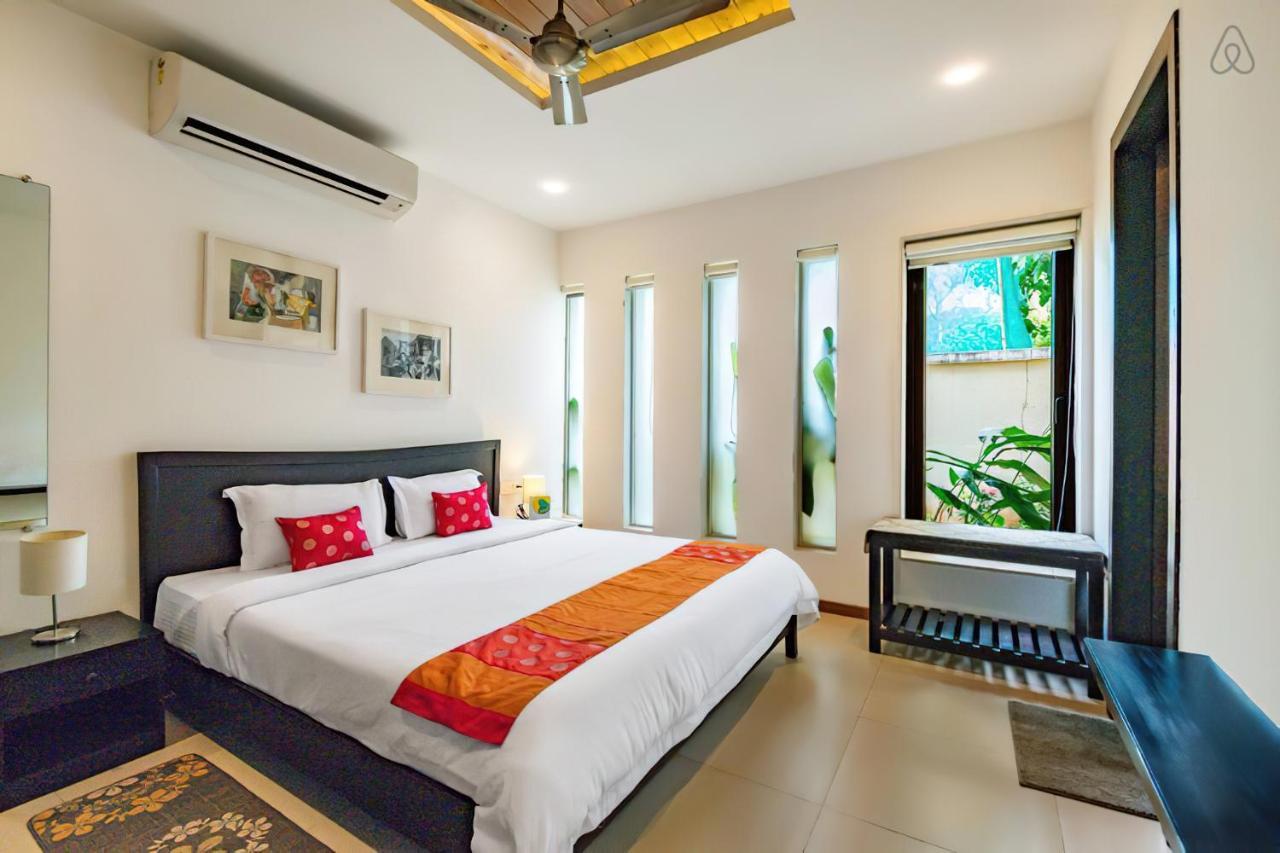 Ochre Villa- Luxury Property In Assagaon / 바가토르 외부 사진