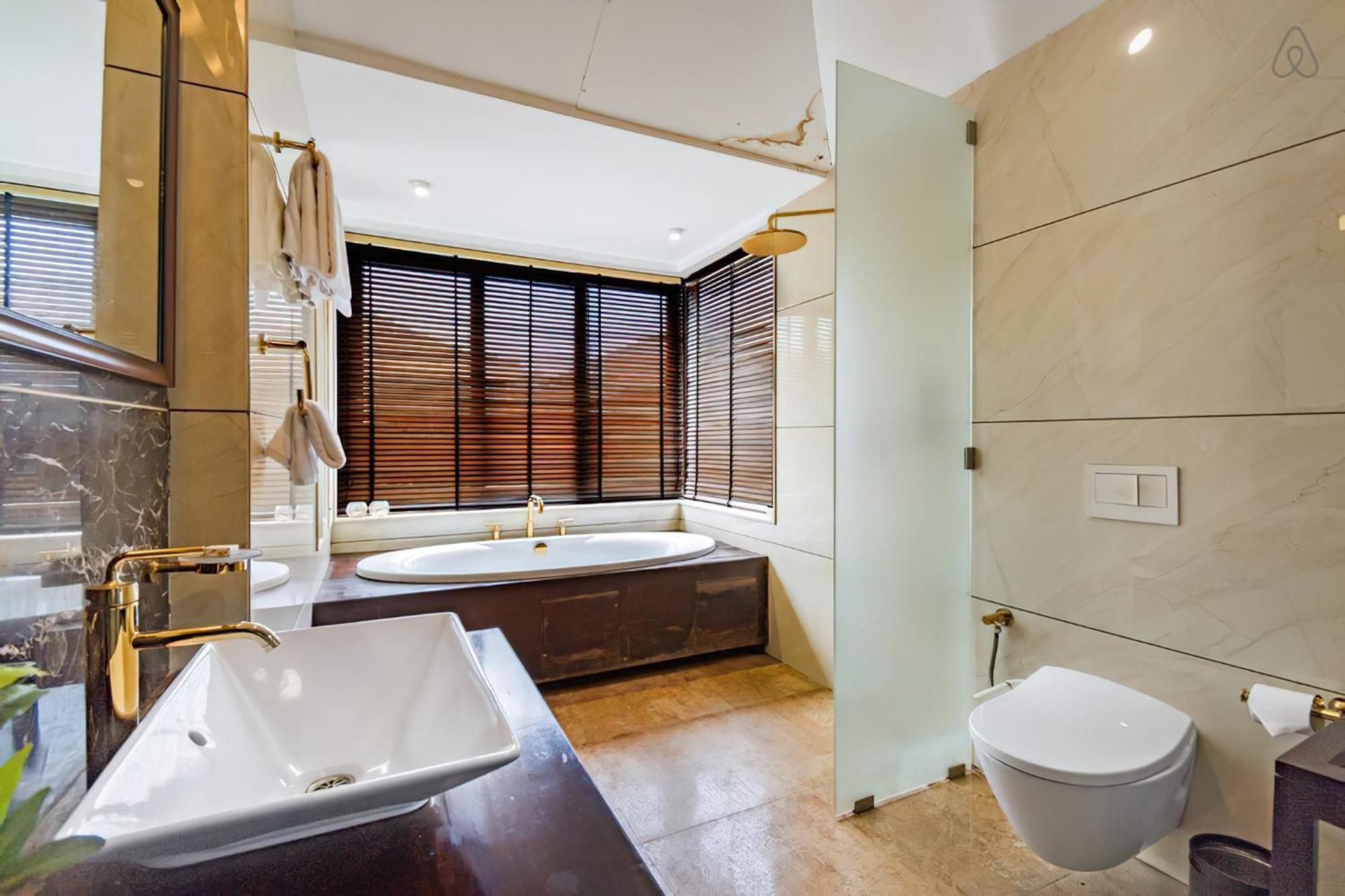 Ochre Villa- Luxury Property In Assagaon / 바가토르 외부 사진
